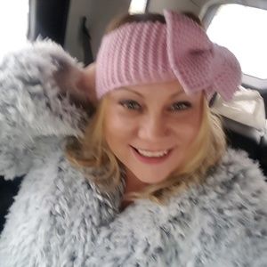 Meet your Posher, Lacey